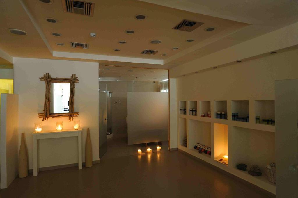 Anthea Hotel Тинос Екстериор снимка
